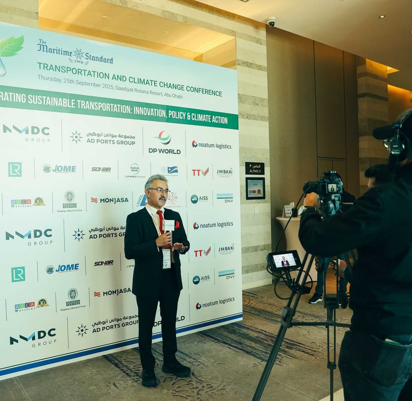 Industry sponsors networking with maritime leaders